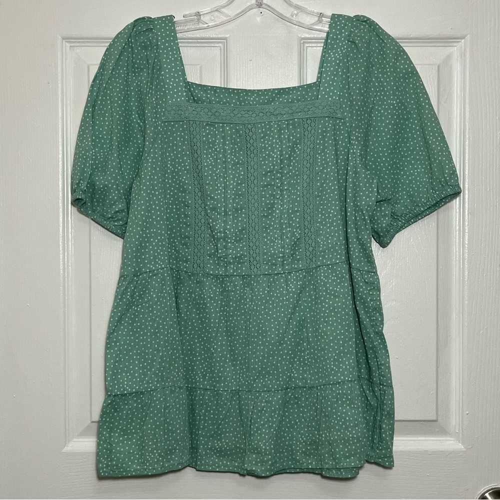 NWT LOFT Babydoll Cottage Core Green Square Neckline Puff Sleeve Green Top